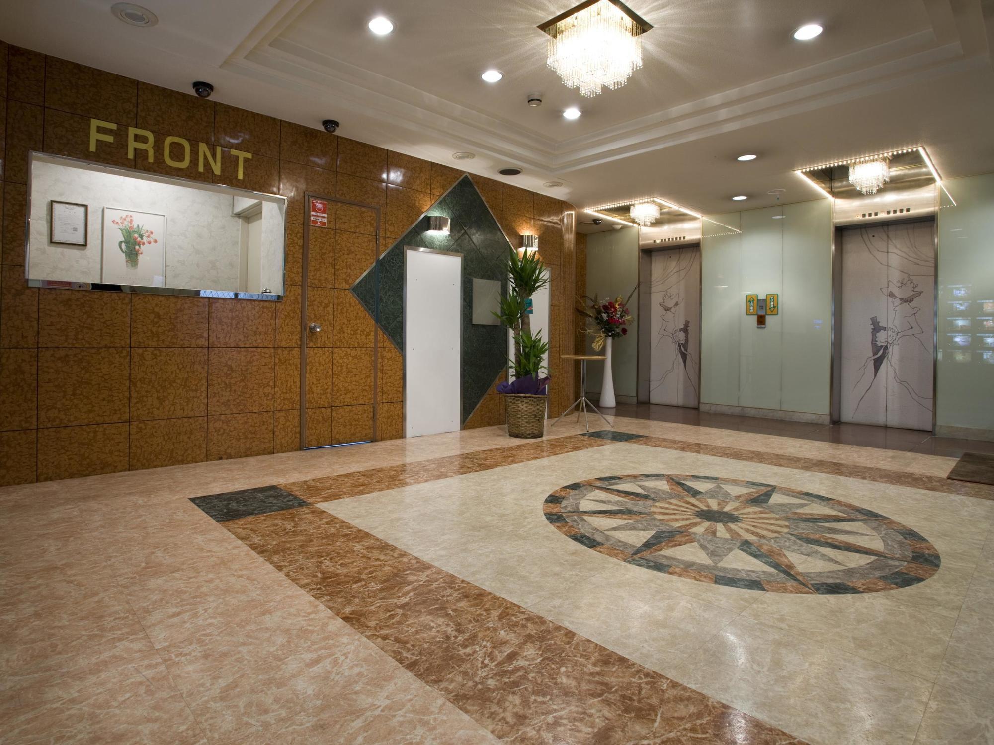 Hotel Candy Hall (Adults Only) Osaka Buitenkant foto