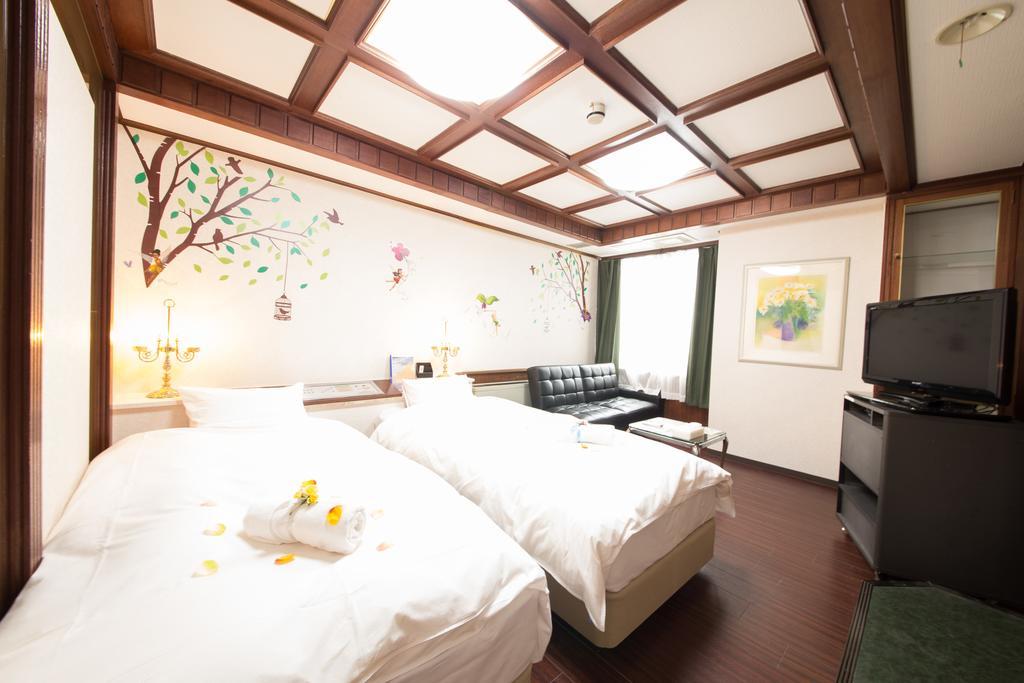 Hotel Candy Hall (Adults Only) Osaka Buitenkant foto