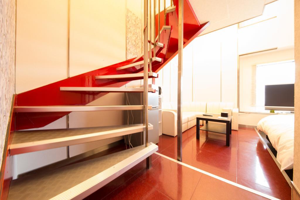 Hotel Candy Hall (Adults Only) Osaka Buitenkant foto