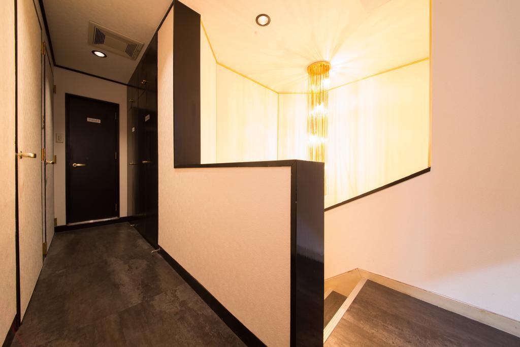 Hotel Candy Hall (Adults Only) Osaka Buitenkant foto