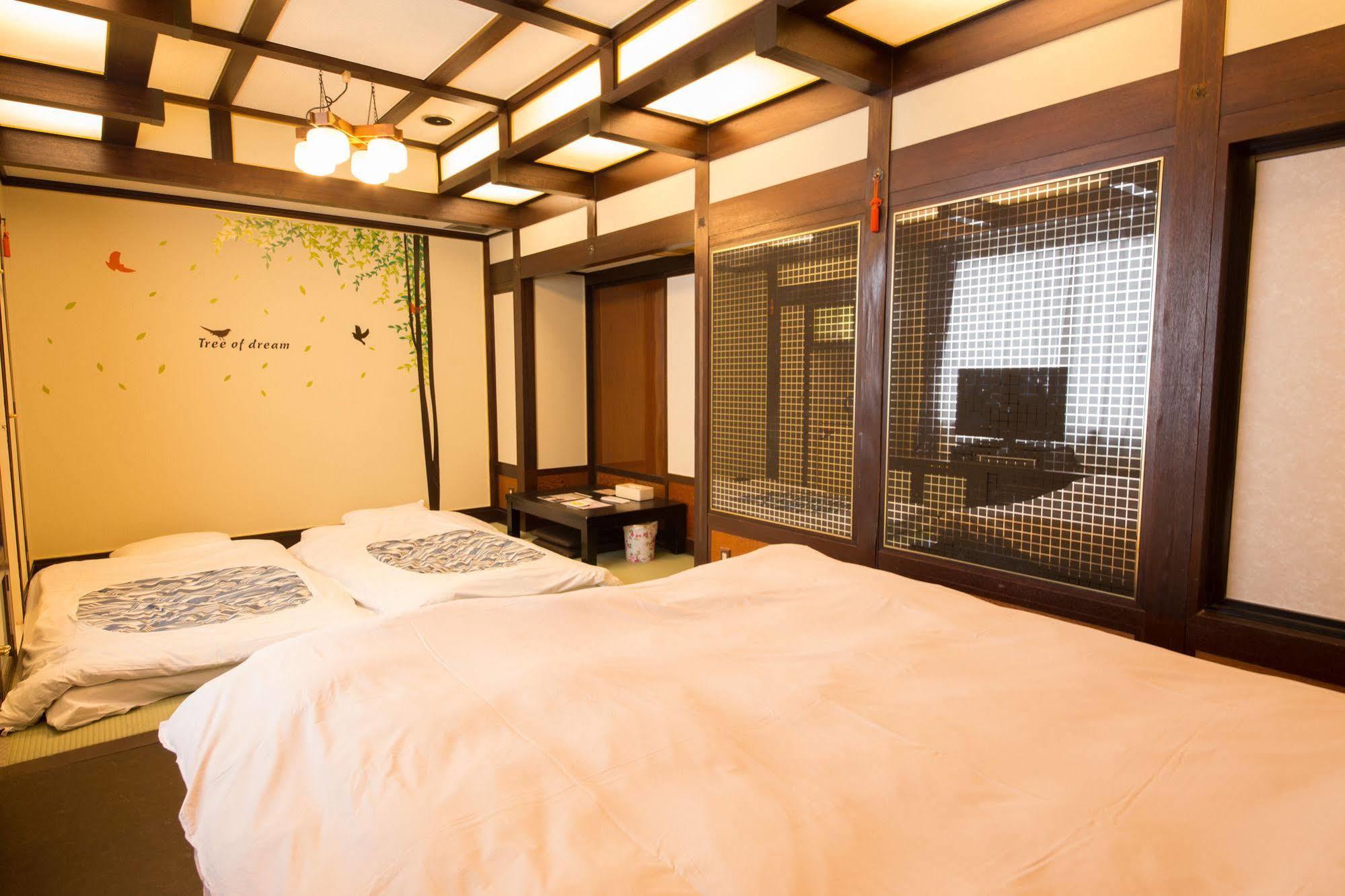 Hotel Candy Hall (Adults Only) Osaka Buitenkant foto