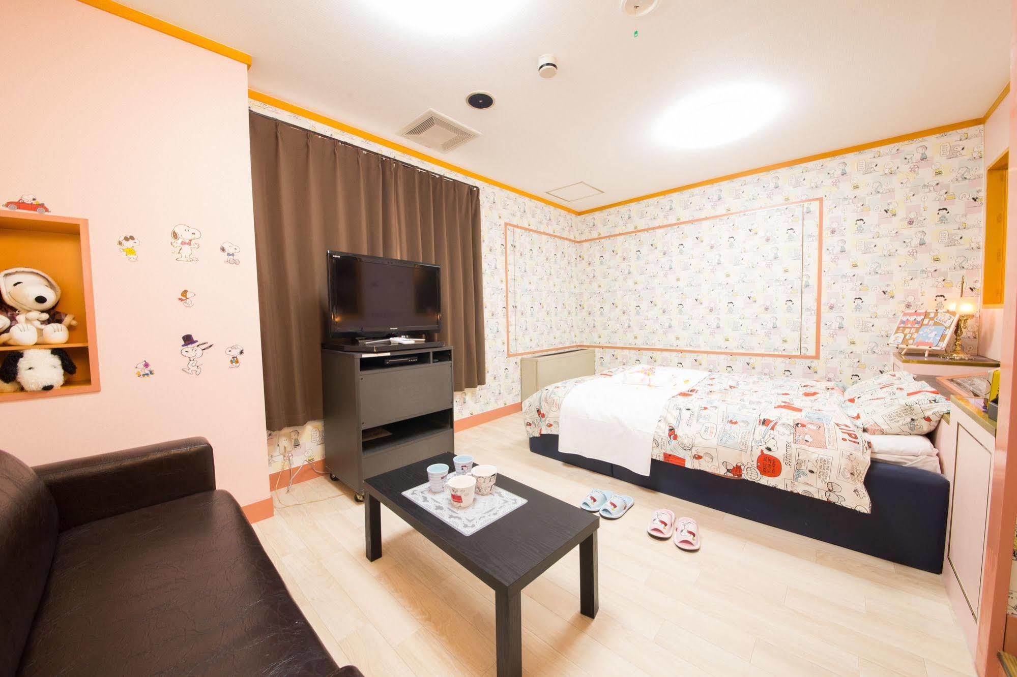 Hotel Candy Hall (Adults Only) Osaka Buitenkant foto