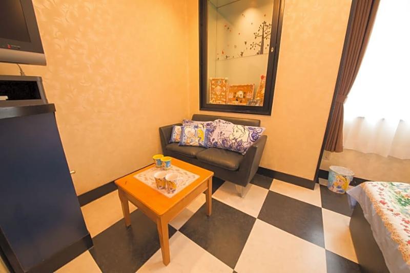 Hotel Candy Hall (Adults Only) Osaka Buitenkant foto