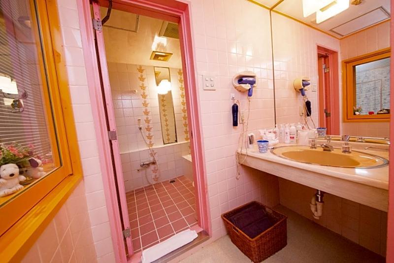 Hotel Candy Hall (Adults Only) Osaka Buitenkant foto